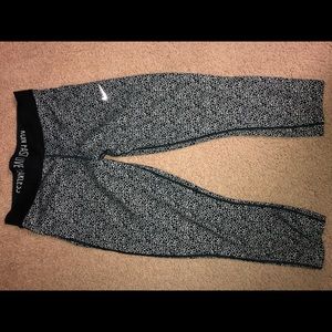 3/4 Length Nike Leggings
